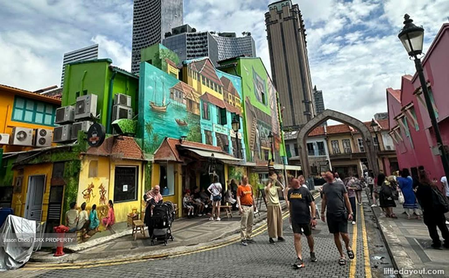 Bussorah Street (D7), Retail #568250151